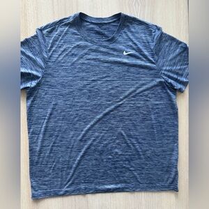 Nike Legend Veneer Men’s Shirt XXL Gray Dri-Fit Athletic Performance Stretch